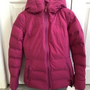 Lululemon sleet street down jacket